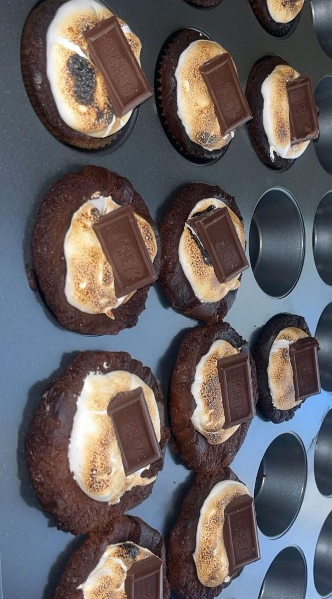 S’mores brownie cups